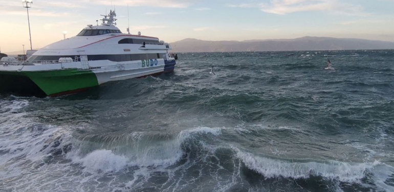 Fırtına etkili oluyor! Yeni sefer iptalleri var