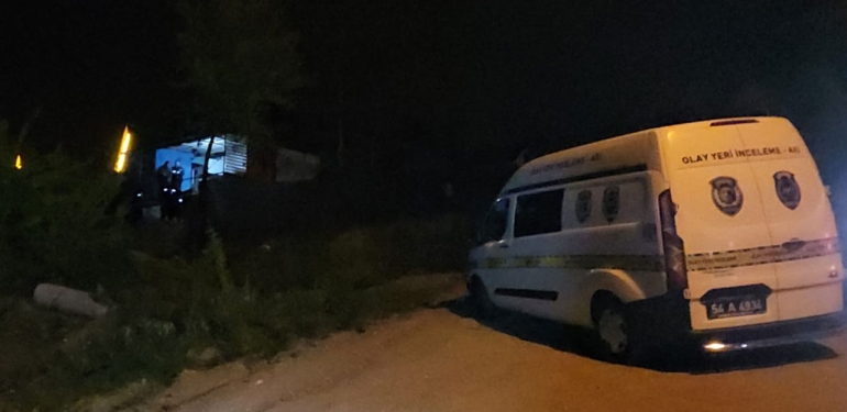 Sapanca’da prefabrik evin balkonunda cinayet