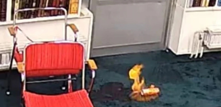 İsveç’te cami kundaklayan şahıs tutuklandı