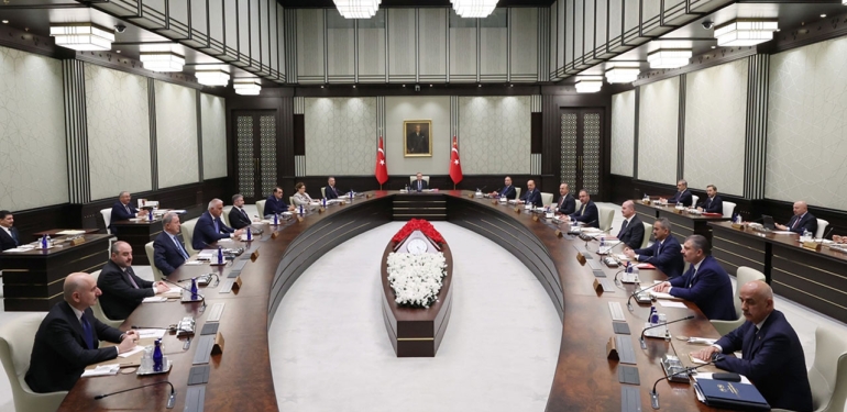 Kabine bugün toplanıyor! İşte masadaki en önemli başlık…