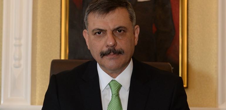 Oğlunun paylaşımları büyük tepki çekti! Erzurum Valisi Mustafa Çiftçi’den açıklama